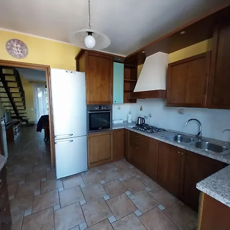 La Finestra Sul Faro Maggiore *